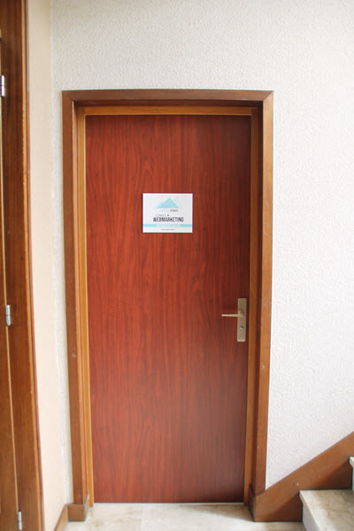 porte en bois sur mesure a angers