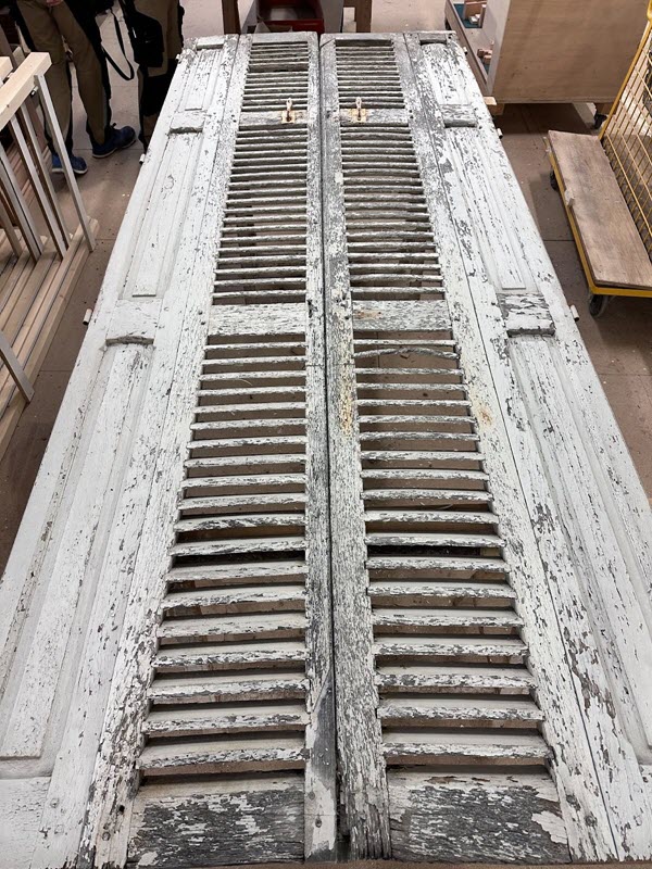 volets battants bois