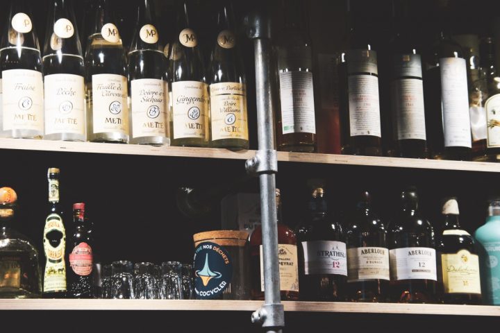 mobilier sur mesure etagere bar